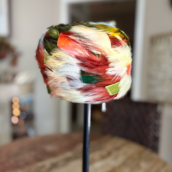 Christian Dior Vintage Feathered Hat and Hatbox - Picture 7 of 11